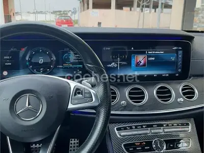 Usado Mercedes E350 258 CV (189 kW) 2016 Gris / plata Berlina