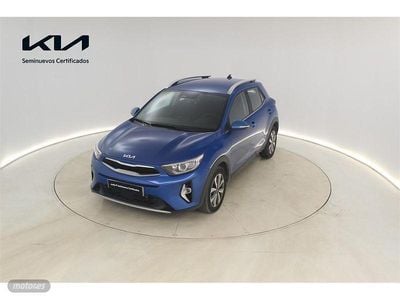 Usado 2024 Kia Stonic SUV | 20.400 € (Un poco caro)