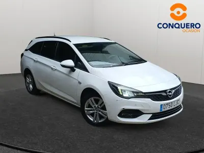Usado Opel Astra GS Line 122 CV (89 kW) 2020 Blanco Familiar