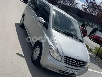 Usado Mercedes Viano 150 CV (110 kW) 2005 Gris / plata Monovolumen