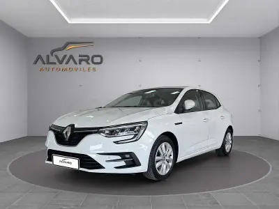Begagnad Renault Mégane II Equilibre 115 HK (84 kW) 2023 Vit Sedan