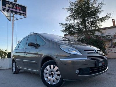 Usado Citroën Xsara Picasso Exclusive 110 CV (80 kW) 2009 Marrón Monovolumen