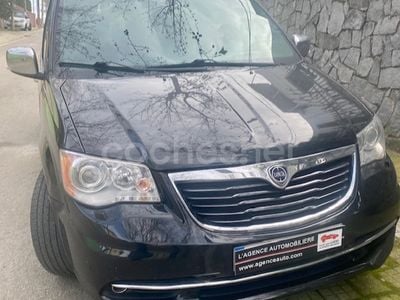 Lancia Voyager