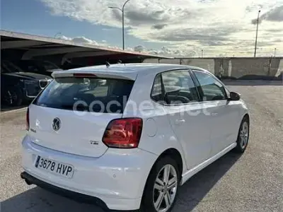 Używany VW Polo Sport 90 KM (66 kW) 2014 Biały Sedan/Limuzyna