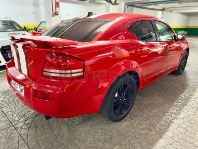 Usado Dodge Avenger SXT 140 CV (102 kW) 2012 Rojo Berlina