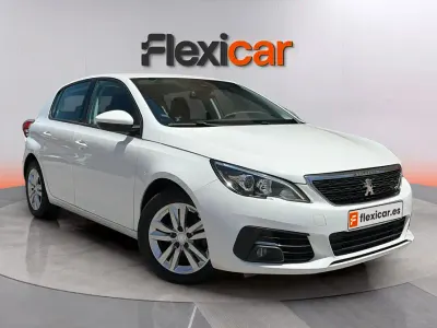 Usado Peugeot 308 Active 100 CV (73 kW) 2020 Blanco Berlina
