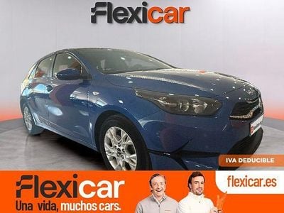 Usado Kia Ceed 100 CV (73 kW) 2022 Azul Utilitario