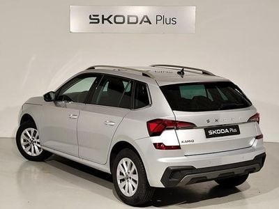Usado Skoda Kamiq Selection 115 CV (84 kW) 2025 Gris plata SUV