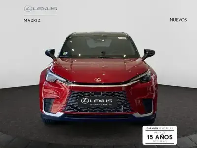 Nuevo Lexus LBX 136 CV (100 kW) 2026 Rojo SUV