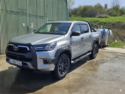 Usado Toyota HiLux 204 CV (150 kW) 2021 Gris / plata Pickup/Camioneta