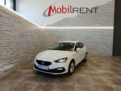 Usado Seat Leon Style 116 CV (85 kW) 2022 Blanco Utilitario