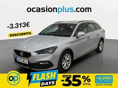 Usado Seat Leon Style 130 CV (95 kW) 2023 Gris Familiar