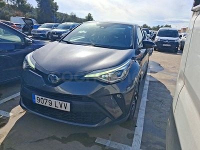 Begagnad Toyota C-HR Advance 184 HK (135 kW) 2022 Grå SUV