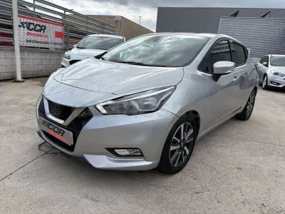Usado Nissan Micra 90 CV (66 kW) 2017 Gris / plata Utilitario