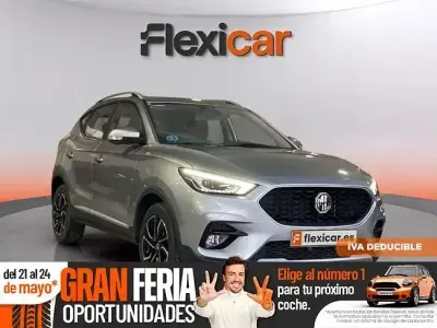 Usado MG ZS Luxury 111 CV (81 kW) 2022 Gris SUV
