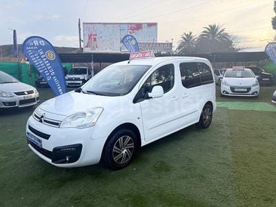 Usado Citroën Berlingo Feel 100 CV (73 kW) 2017 Blanco Monovolumen