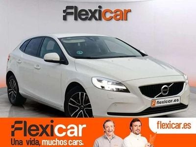 Blanco Usado 2017 Volvo V40 Momentum Utilitario | 13.090 € (Precio justo)