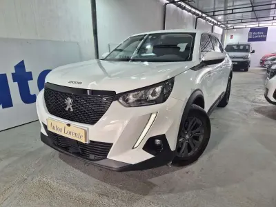 Usado Peugeot 2008 S 110 CV (80 kW) 2021 Blanco SUV