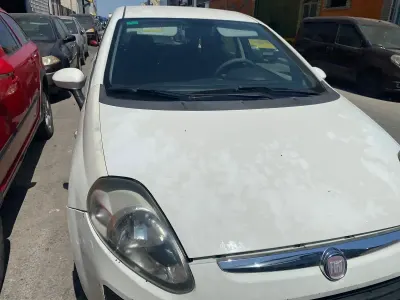 Używany Fiat Punto Evo Dynamic 90 KM (66 kW) 2010 Biały Hatchback
