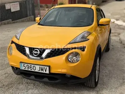 Usado Nissan Juke Acenta 110 CV (80 kW) 2016 Amarillo SUV