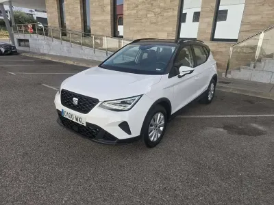 Usado Seat Arona Style 116 CV (85 kW) 2025 Blanco SUV