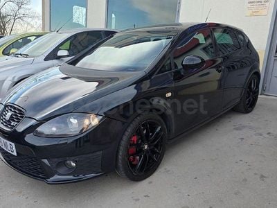 Usado Seat Leon CUPRA 265 CV (194 kW) 2011 Negro Utilitario