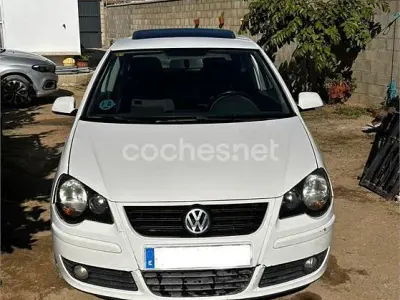 Usado VW Polo Highline 80 CV (58 kW) 2008 Blanco Utilitario