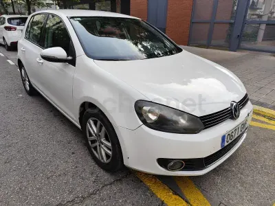 Usado VW Golf VI Advance 105 CV (77 kW) 2011 Blanco Berlina