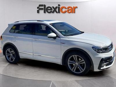 Usado VW Tiguan Sportline 150 CV (110 kW) 2019 Blanco SUV