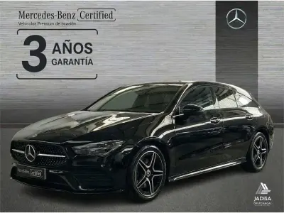Usado Mercedes CLA200 150 CV (110 kW) 2025 Negro noche Familiar