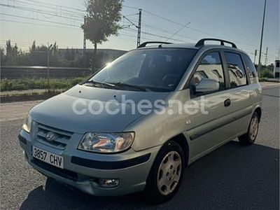 Usado Hyundai Matrix GLS 82 CV (60 kW) 2003 Gris / plata Monovolumen