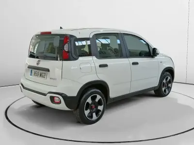 Usado Fiat Panda Cross Cross 69 CV (50 kW) 2023 Blanco Utilitario