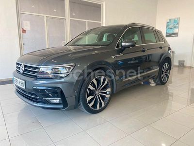 Käytetty VW Tiguan Sportline 150 HP (110 kW) 2018 Harmaa Katumaasturi