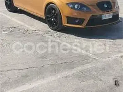 Usado Seat Leon CUPRA 265 CV (194 kW) 2011 Naranja Utilitario