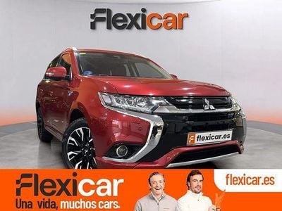 Usado Mitsubishi Outlander P-HEV 203 CV (149 kW) 2018 Rojo