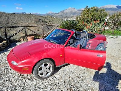 Usado Mazda MX5 115 CV (84 kW) 1990 Rojo Descapotable