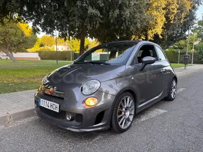 Usado Abarth 500C 140 CV (102 kW) 2011 Gris / plata Descapotable
