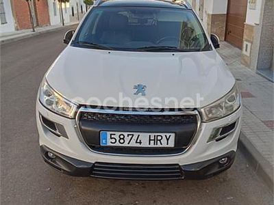 Usado Peugeot 4008 Allure 150 CV (110 kW) 2014 Blanco SUV