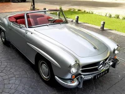 Usado Mercedes 190 105 CV (77 kW) 1957 Plateado Berlina