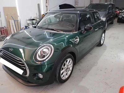 Usado Mini Cooper 136 CV (100 kW) 2019 Verde Utilitario