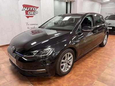 Usado VW Golf VII Advance 131 CV (96 kW) 2019 Negro Utilitario