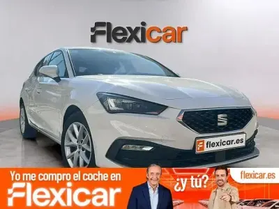 Usado Seat Leon Reference 115 CV (84 kW) 2022 Blanco Berlina