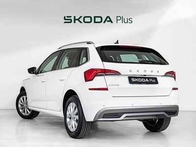 Usado Skoda Kamiq Ambition 110 CV (80 kW) 2021 Blanco SUV