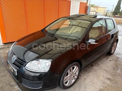 Negro Usado 2004 VW Golf V Highline Berlina | 6990 € (Precio justo)