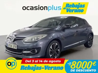 Usado Renault Mégane III Bose Edition 110 CV (80 kW) 2015 Gris Utilitario