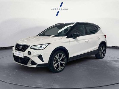 Usado Seat Arona Xperience 110 CV (80 kW) 2023 Blanco SUV