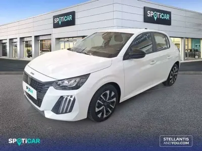Usado Peugeot 208 Active 102 CV (75 kW) 2024 Blanco Utilitario