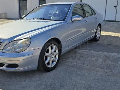 Usado Mercedes S350 272 CV (200 kW) 2005 Gris / plata Berlina