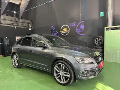 Usado Audi SQ5 Advanced 340 CV (250 kW) 2017 Gris / plata SUV