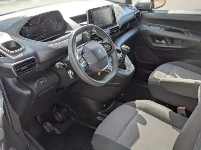 Usado Peugeot Partner Premium 102 CV (75 kW) 2022 Blanco Monovolumen